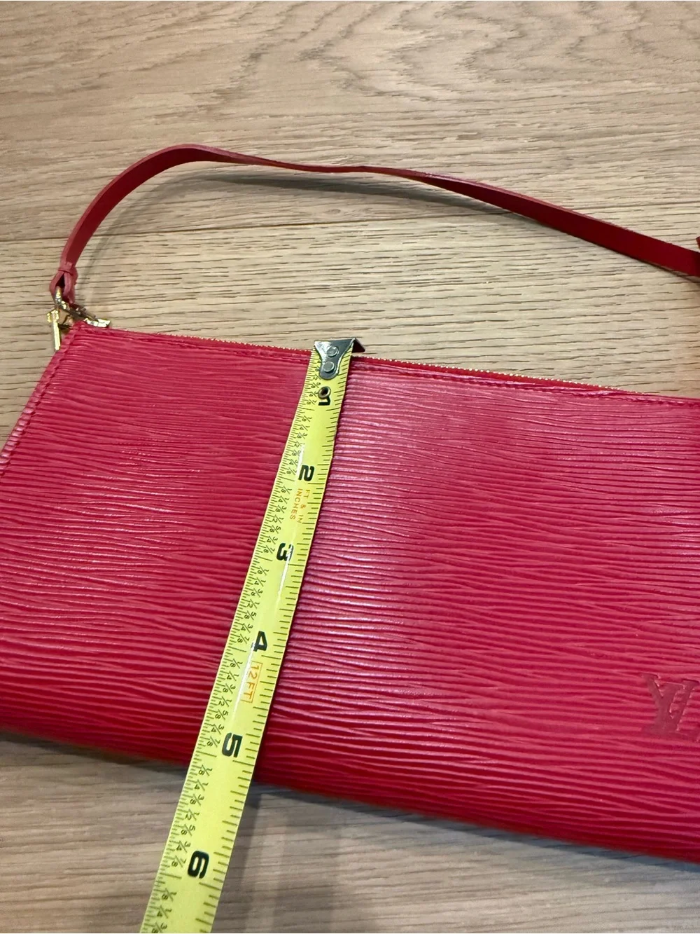 Louis Vuitton Red Epi Pochette 24 Small Handbag 2002